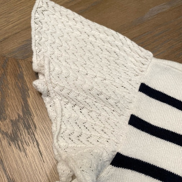 Loft knit black and white striped top with crochet flutter sleeves - Picture 4 of 6